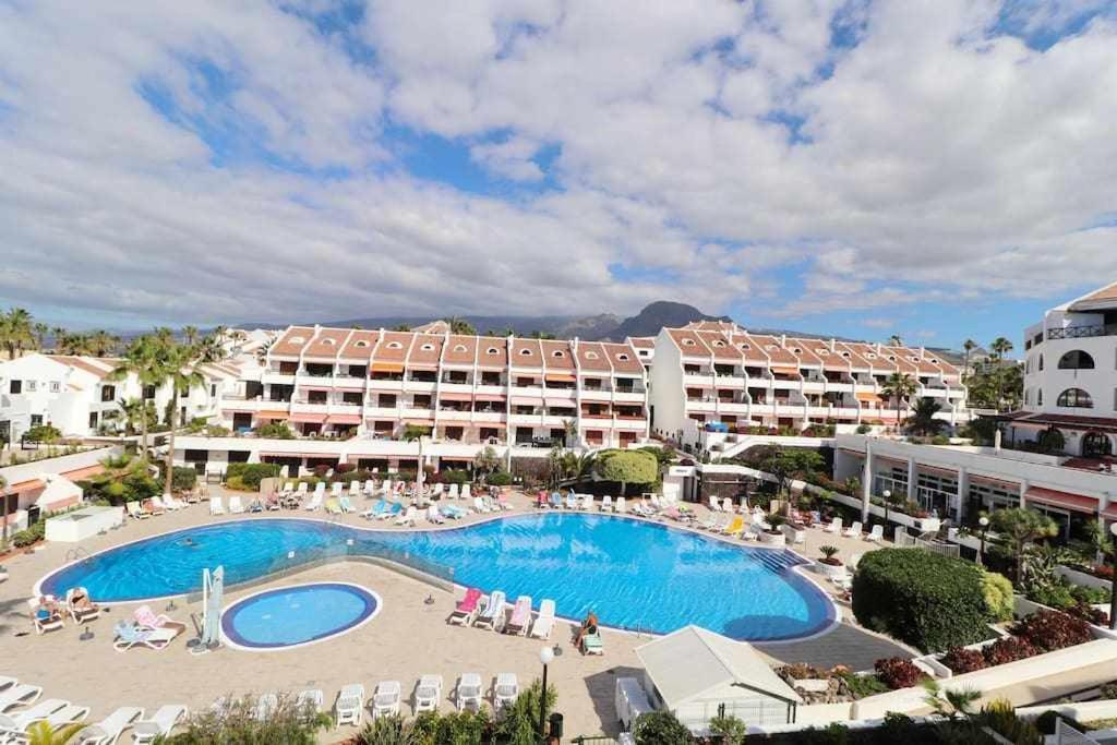 351 Parque Santiago 1 By Tenerife Rental & Sales Playa de las Américas Eksteriør billede